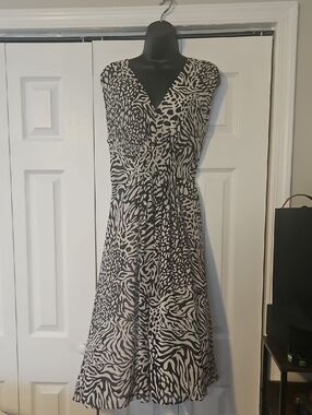 NWT Anne Klein Black and White Animal-Print Midi Dress